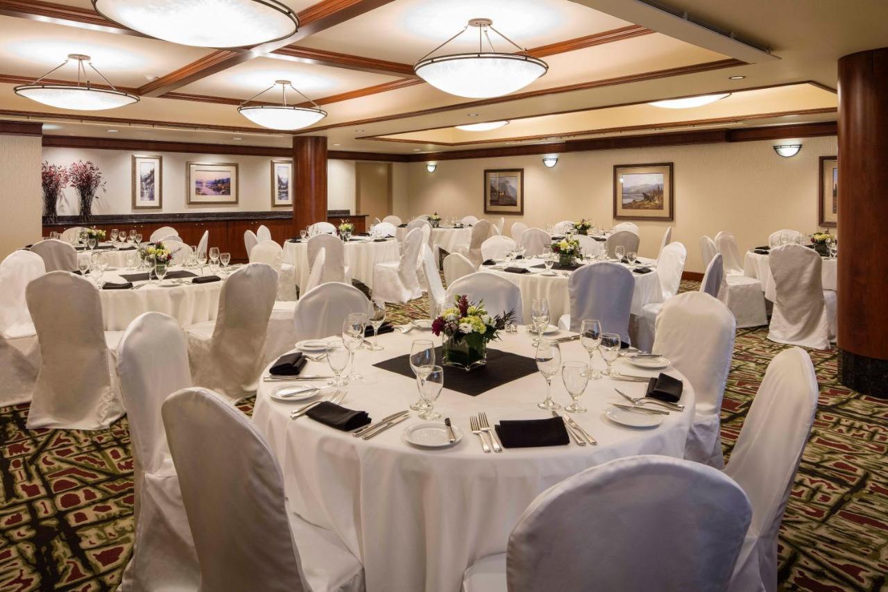 Royal Canadian Hotel 4*